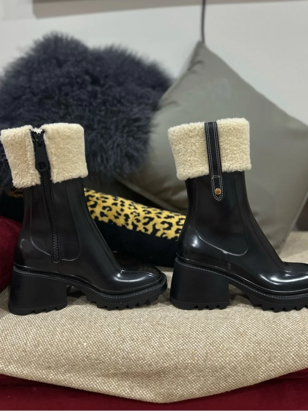 Chloe Black Rain Boots with Cream Faux-Shearling Cuff, Size EU 38 - Picture 2 of 6